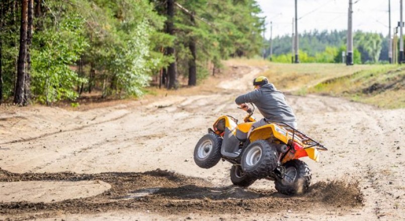 Responsabilidad civil en actividades de aventura: prevención de accidentes en quads