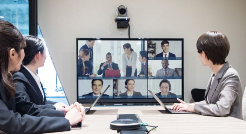 7 consejos para teletrabajar sin dolor de espaldas: Mejora tu postura desde casa